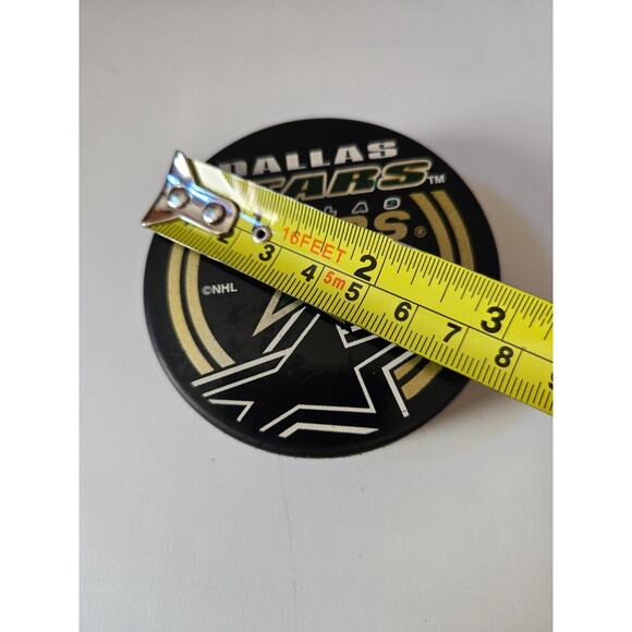 InGlasCo Dallas Stars Hockey Puck Big Star Logo - Picture 3 of 4